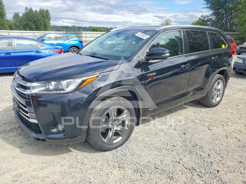 2018 Toyota Highlander фото