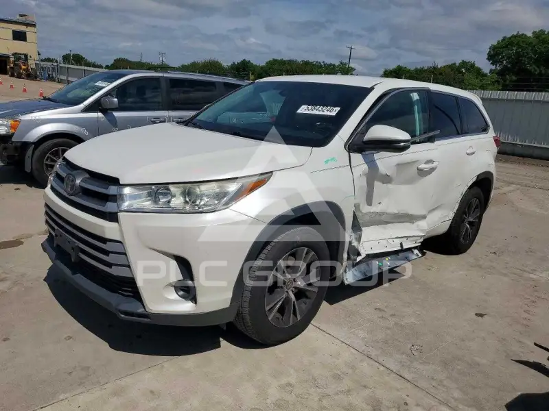 2018 Toyota Highlander фото