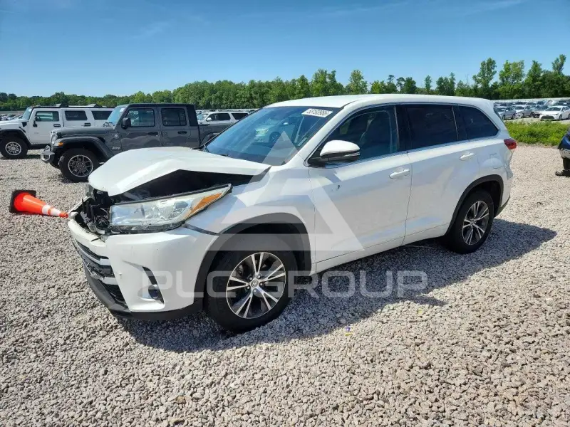 2018 Toyota Highlander фото