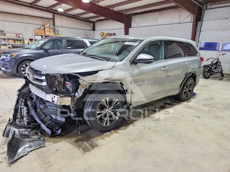 2018 Toyota Highlander фото
