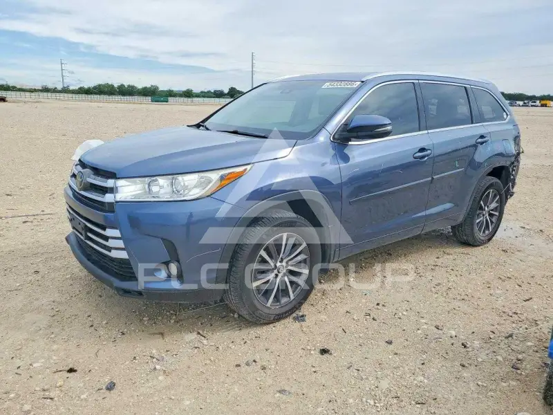 2018 Toyota Highlander фото