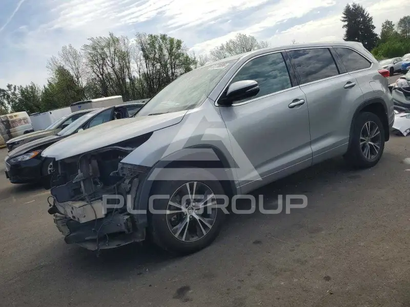 2018 Toyota Highlander фото