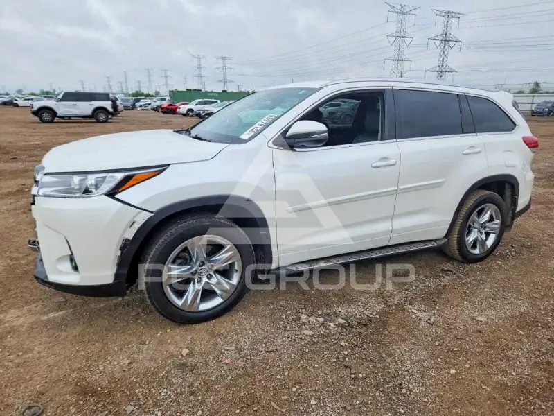 2018 Toyota Highlander фото