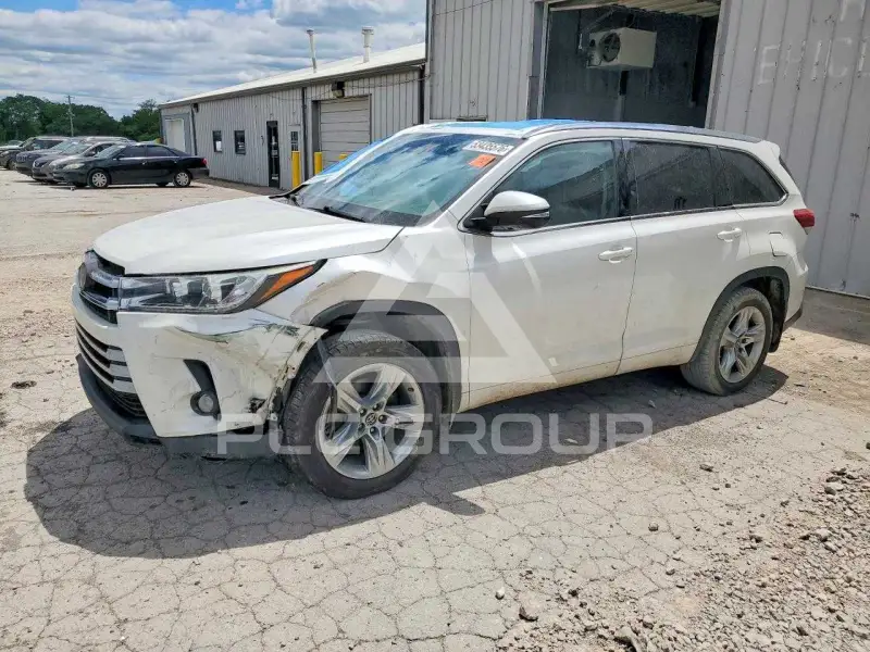 2018 Toyota Highlander фото
