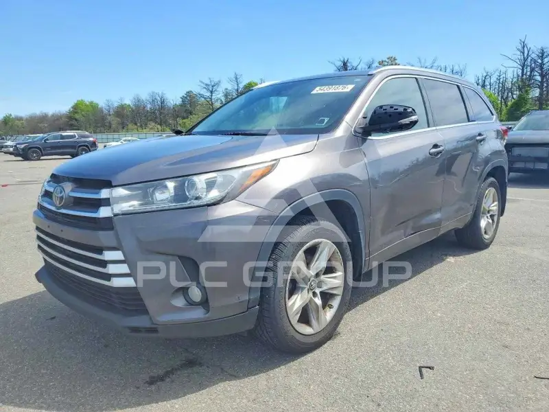 2018 Toyota Highlander фото