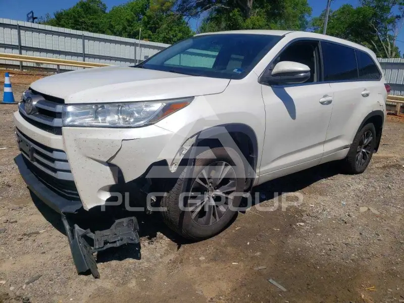 2018 Toyota Highlander фото