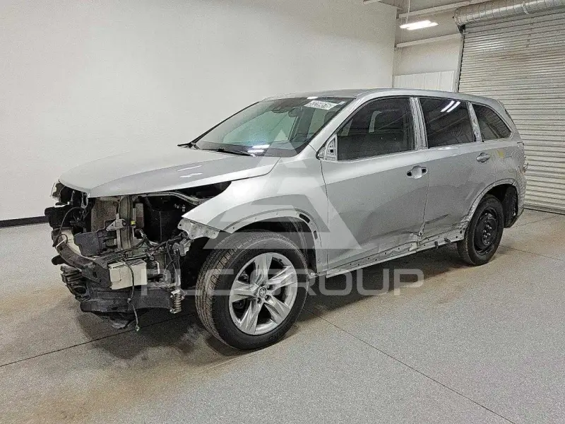 2018 Toyota Highlander фото