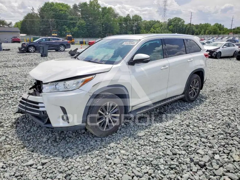 2018 Toyota Highlander фото