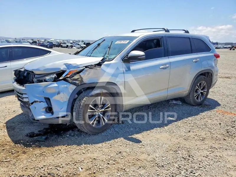 2018 Toyota Highlander фото