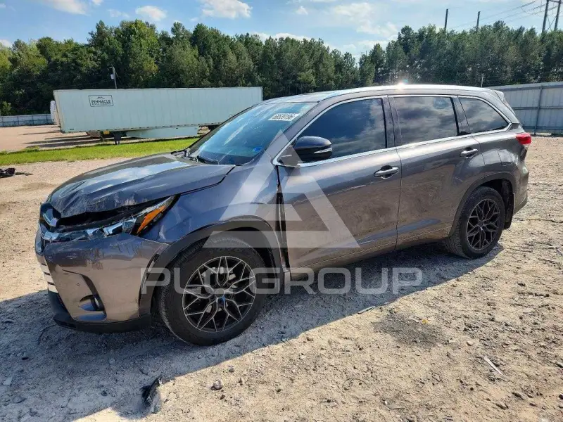 2018 Toyota Highlander фото