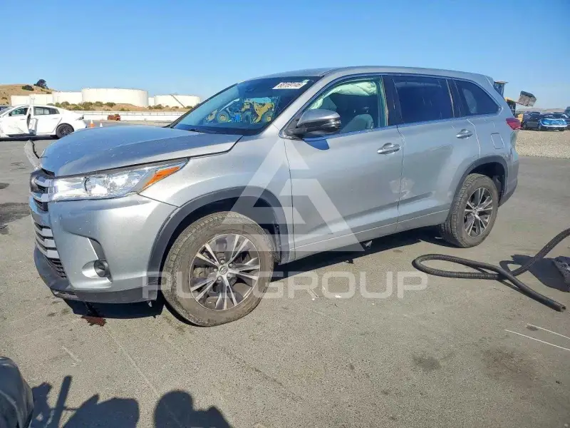 2018 Toyota Highlander фото