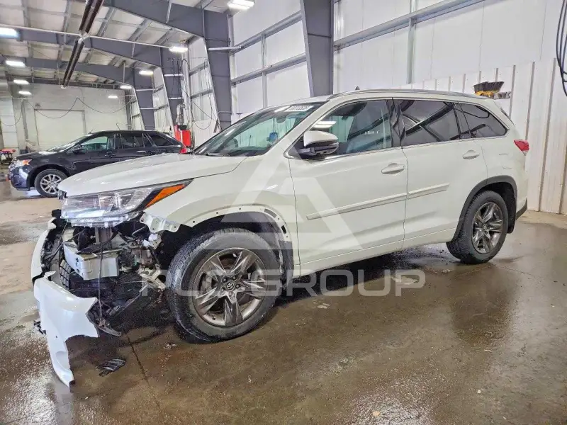2018 Toyota Highlander фото