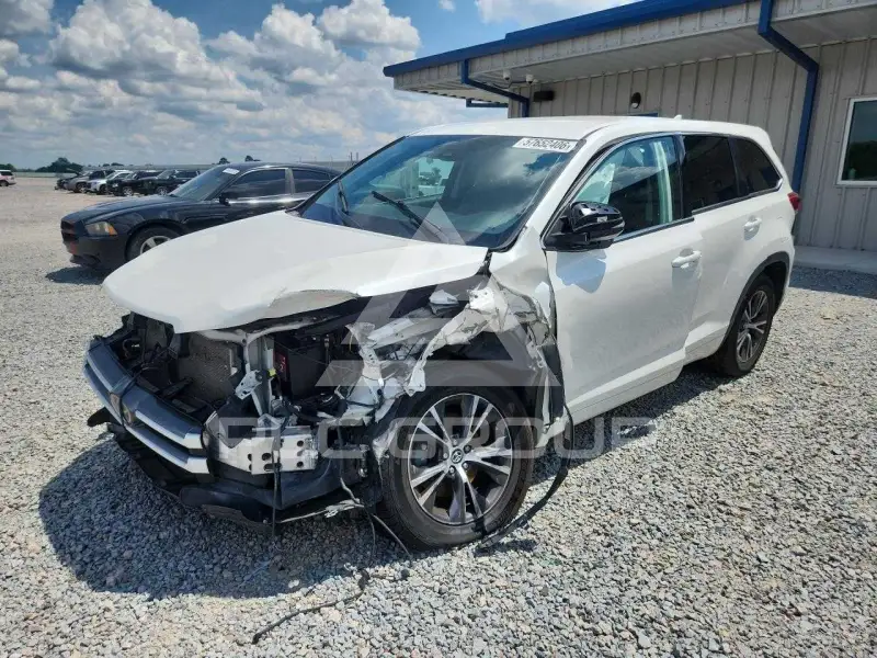 2018 Toyota Highlander фото