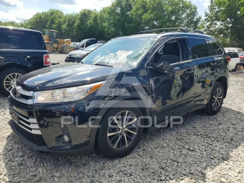 2018 Toyota Highlander фото