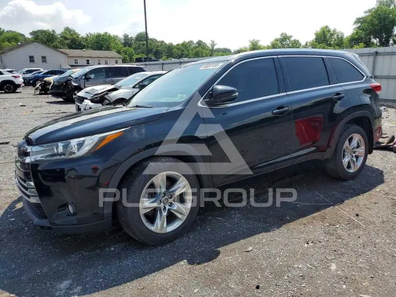 2018 Toyota Highlander фото