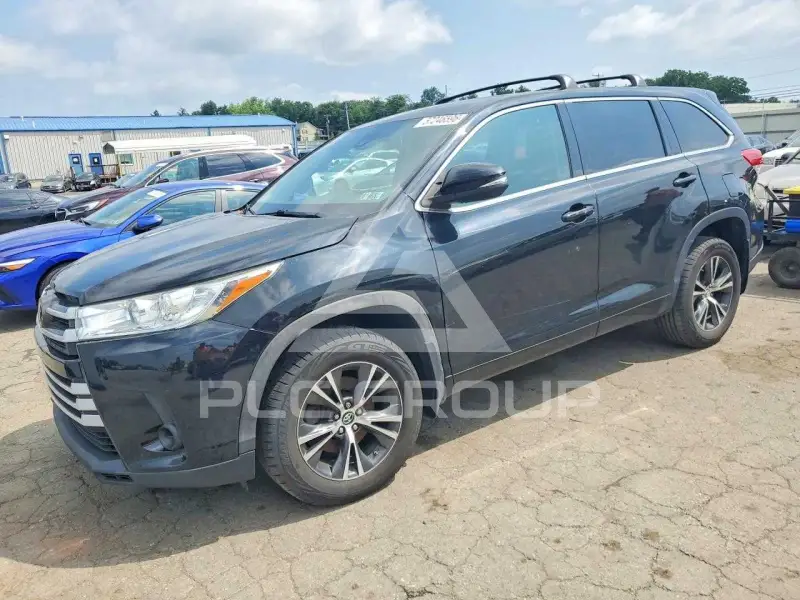 2018 Toyota Highlander фото