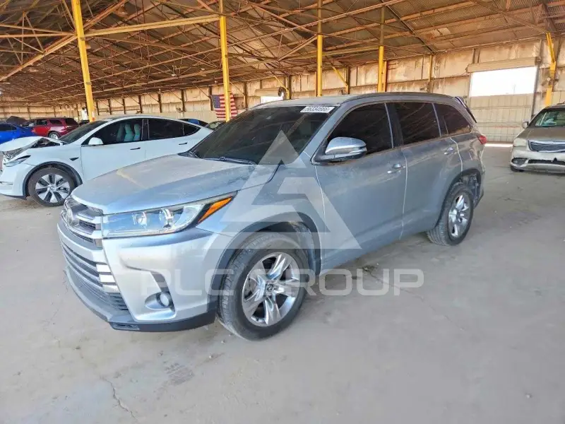 2018 Toyota Highlander фото
