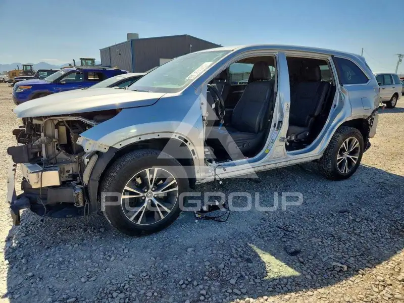 2018 Toyota Highlander фото