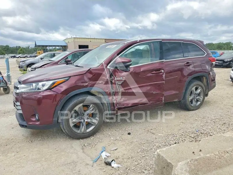 2018 Toyota Highlander фото