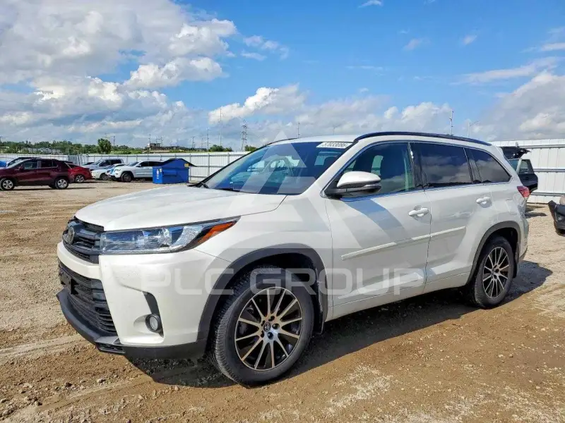 2018 Toyota Highlander фото