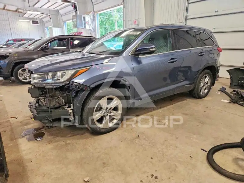 2018 Toyota Highlander фото