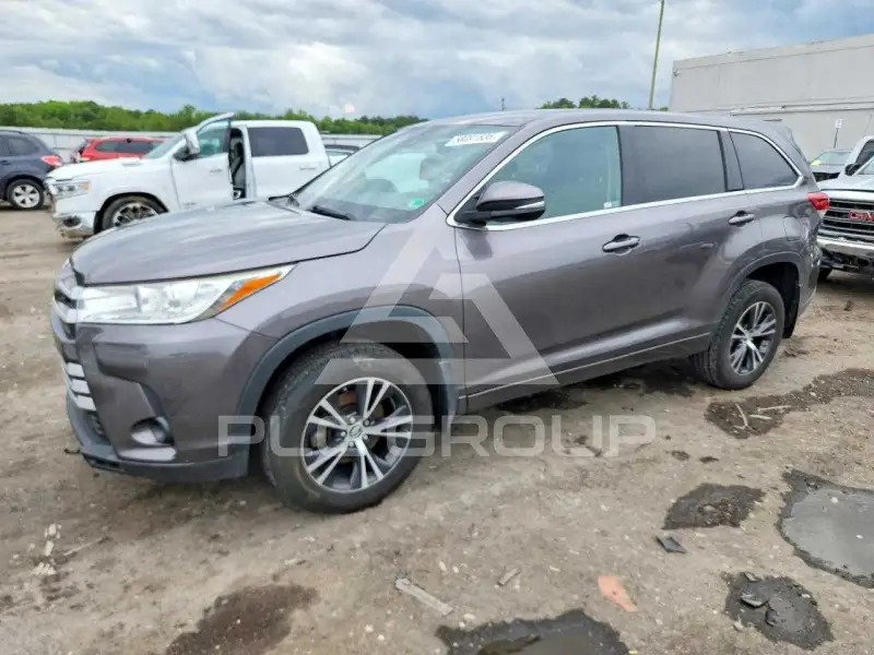 2018 Toyota Highlander фото