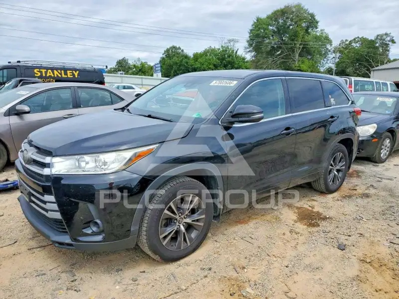 2018 Toyota Highlander фото