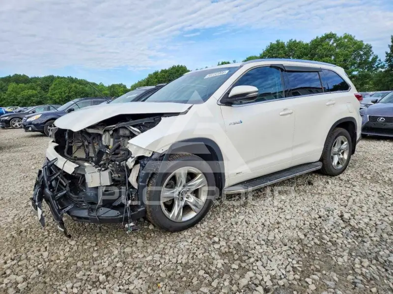 2018 Toyota Highlander фото