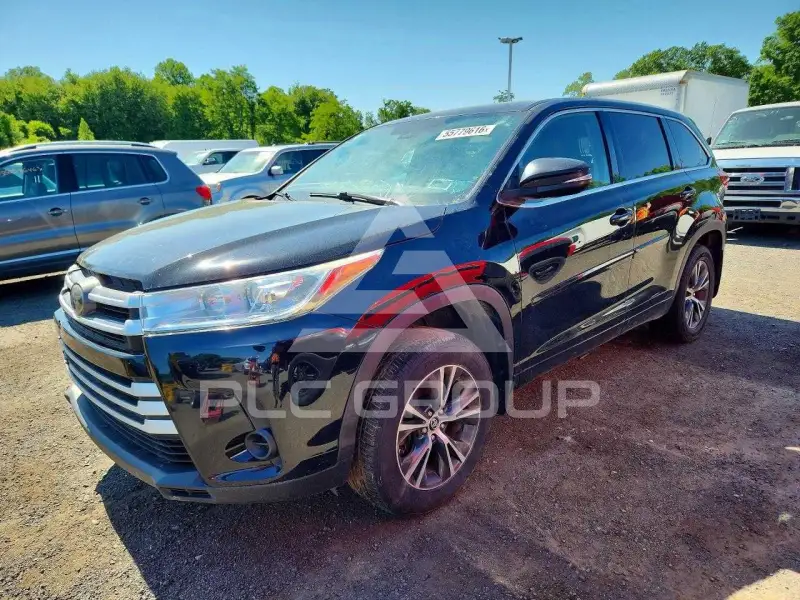 2018 Toyota Highlander фото