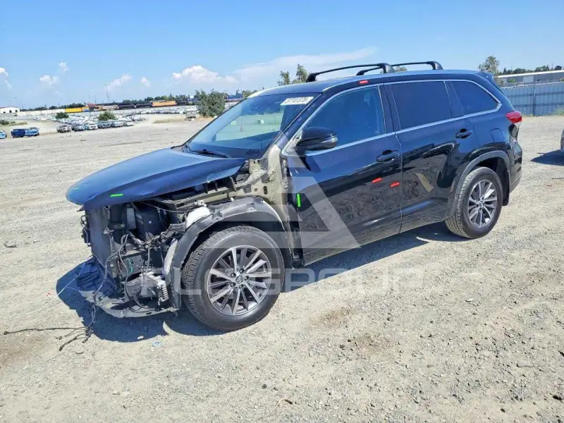 2018 Toyota Highlander фото