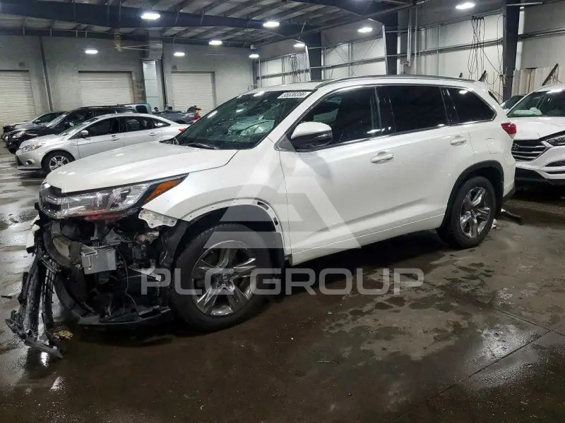 2018 Toyota Highlander photo