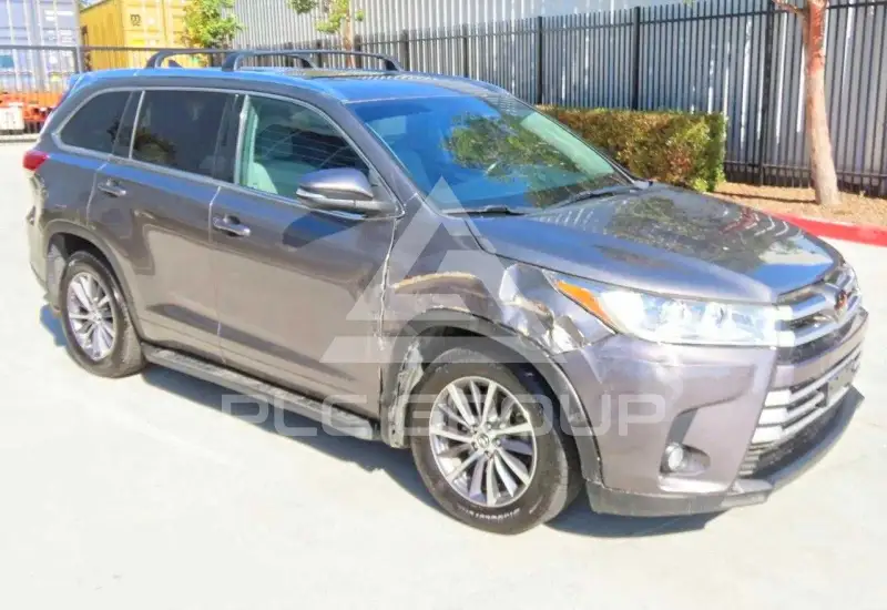 2018 Toyota Highlander фото