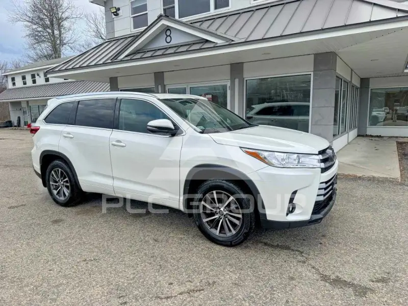 2018 Toyota Highlander фото