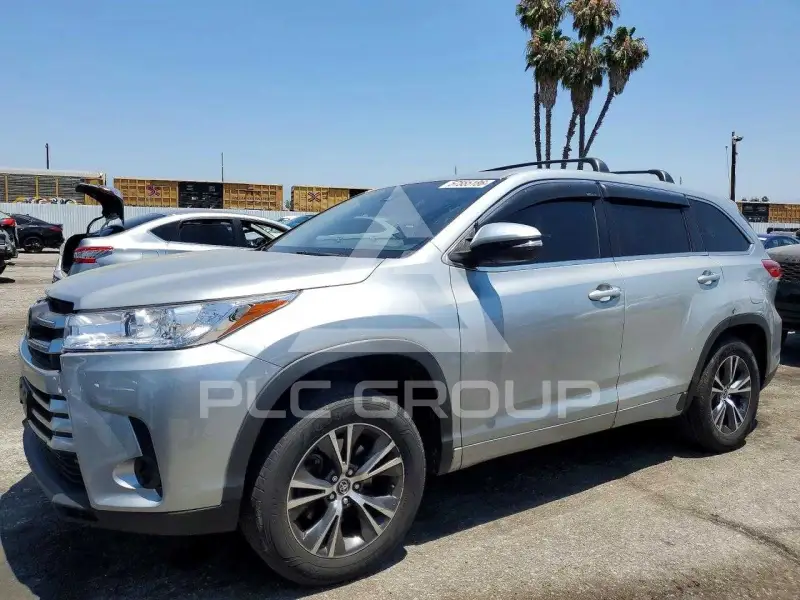 2018 Toyota Highlander фото