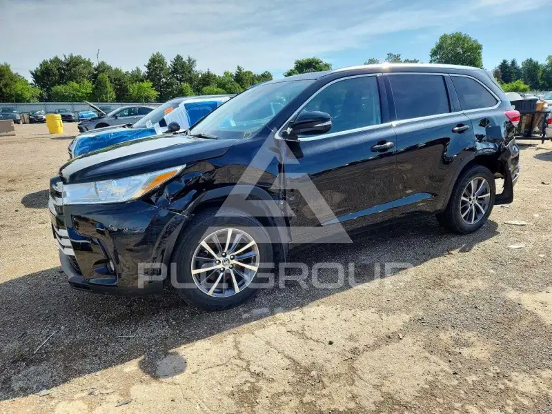 2018 Toyota Highlander фото
