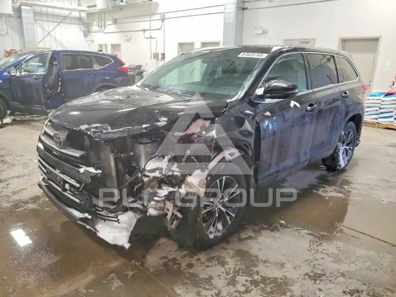 2018 Toyota Highlander фото