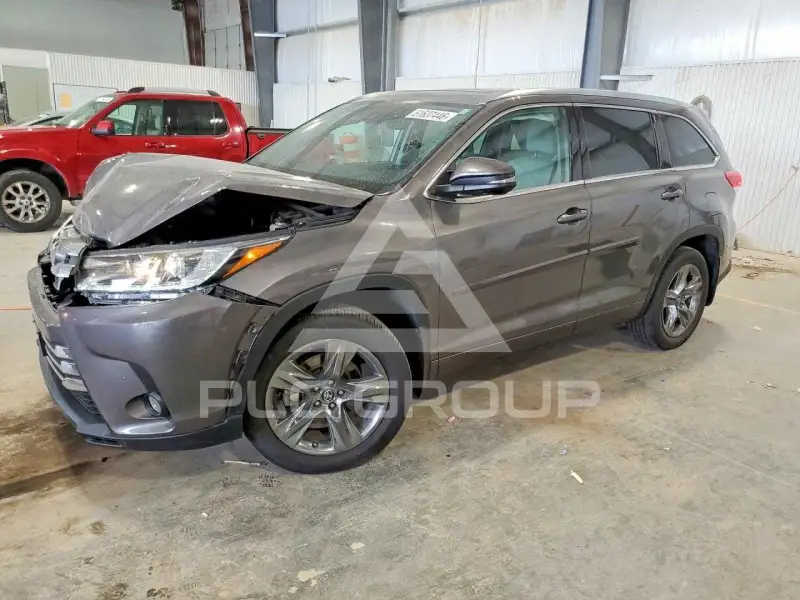 2018 Toyota Highlander фото