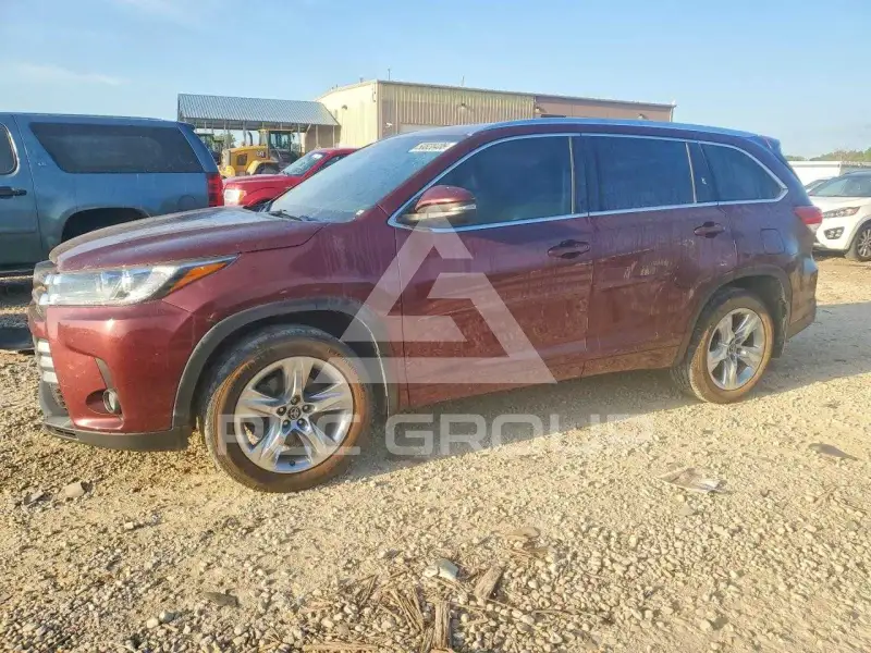 2018 Toyota Highlander фото