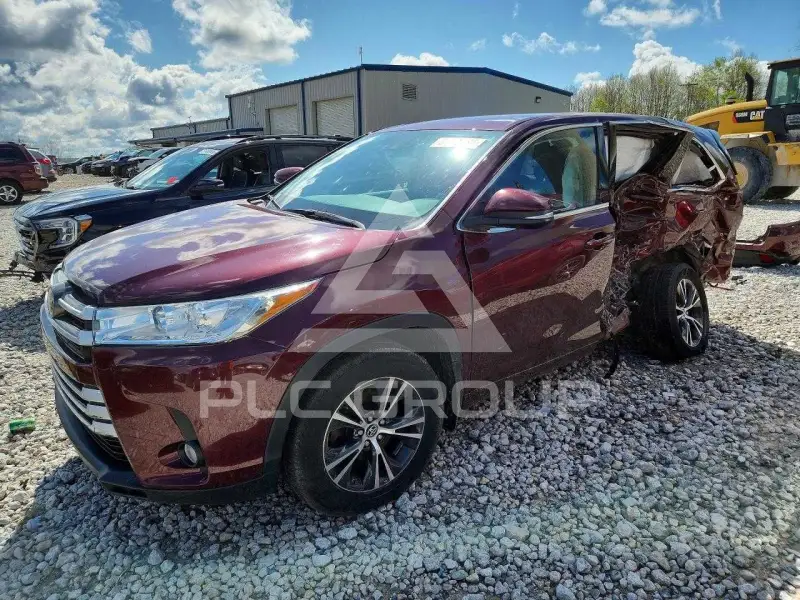 2018 Toyota Highlander фото