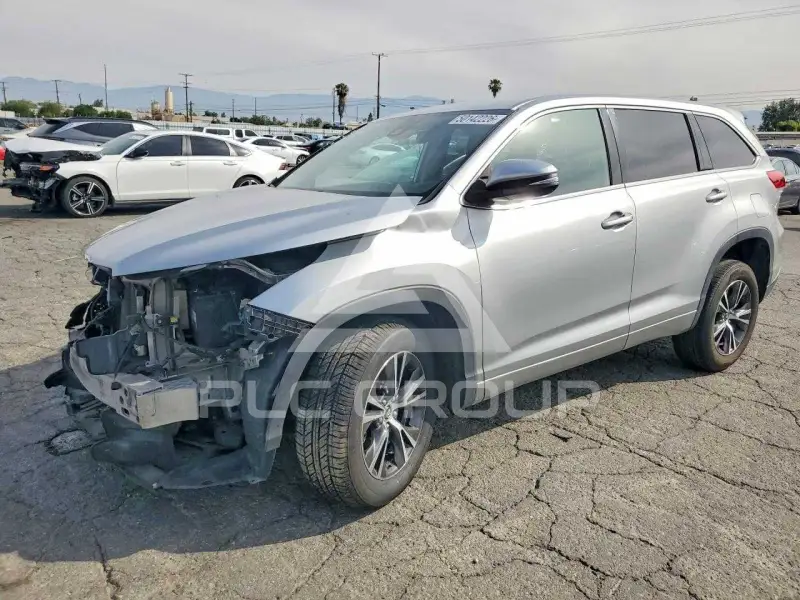 2018 Toyota Highlander фото