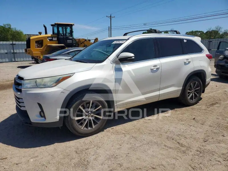 2018 Toyota Highlander фото