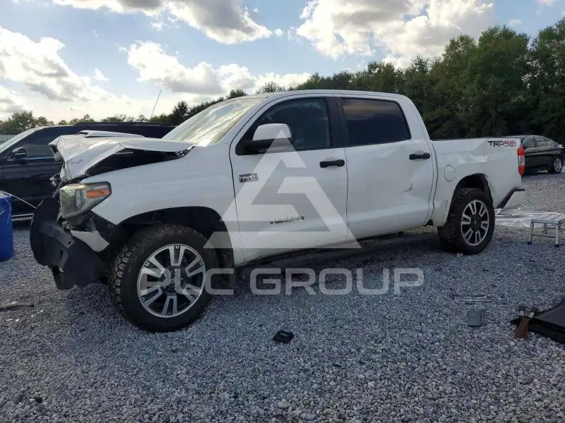 2018 Toyota TUNDRA фото