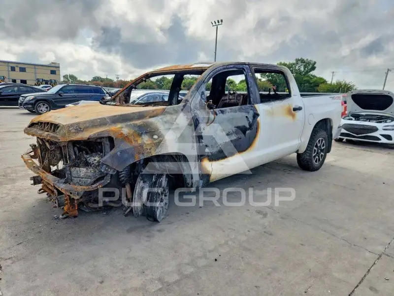 2018 Toyota TUNDRA фото
