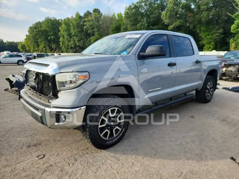 2018 Toyota TUNDRA фото