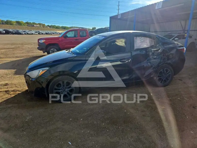 2018 Toyota YARIS photo