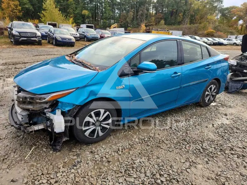 2018 Toyota PRIUS фото