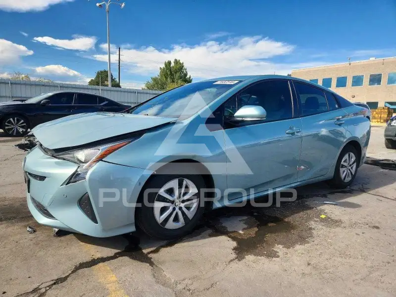 2018 Toyota PRIUS photo