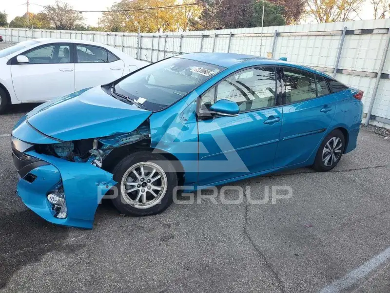 2018 Toyota PRIUS фото