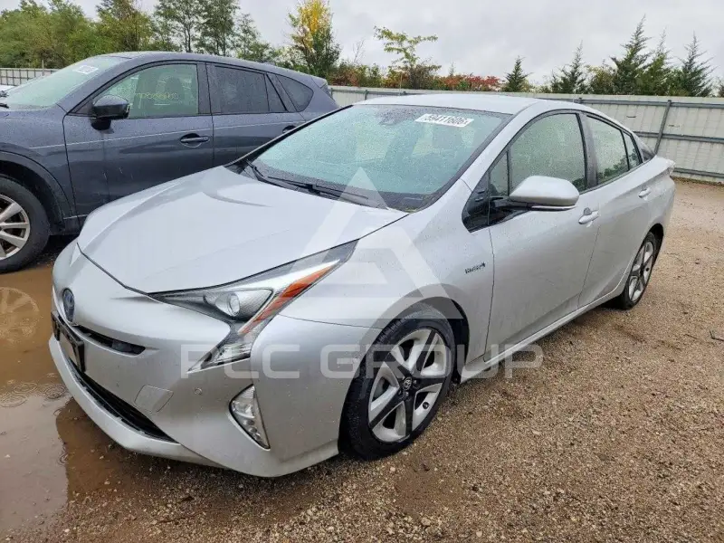 2018 Toyota PRIUS фото
