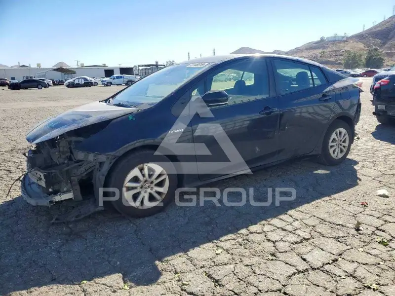 2018 Toyota PRIUS photo